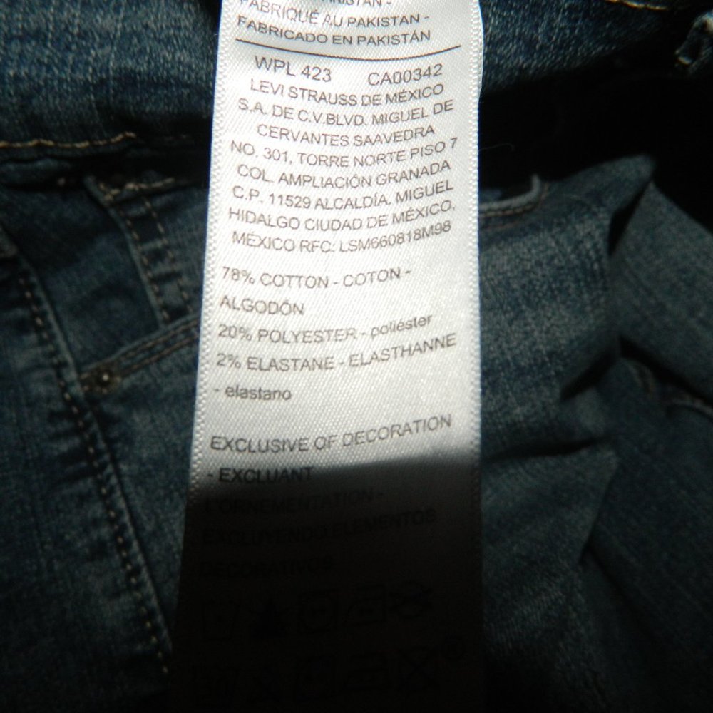 Levi’s Signature Women’s Totally Shaping Skinny Jeans Size 10S (T-35) - Picture 4 of 4